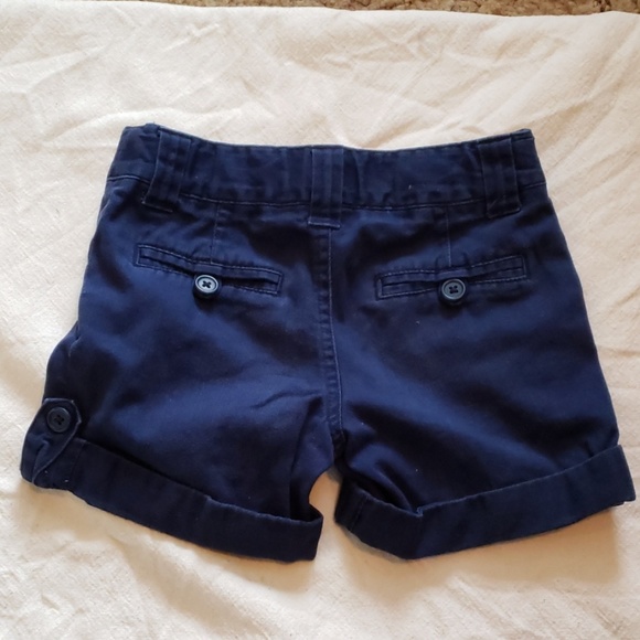 Cherokee Shorts - Picture 2 of 7